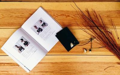 5 Ways to Make Your Resume Stand Out from the Crowd